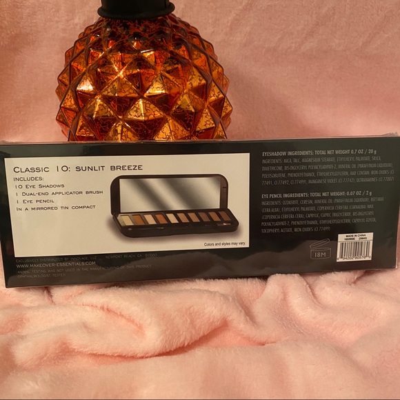 Makeover Essentials Bundle - Picture 5 of 9